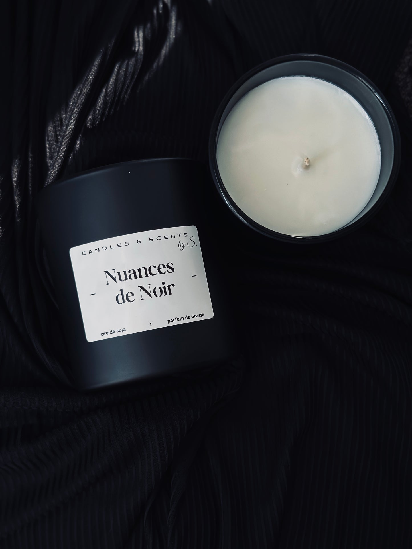 Bougie nuance de noire